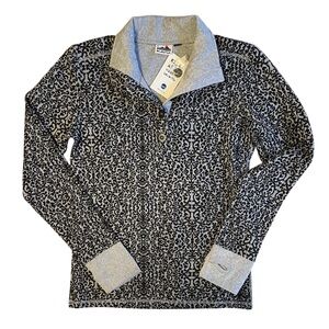 KAVU NWT! Lopez Black 1/4 Button Up Pullover Knit Sweater Women’s Size Medium